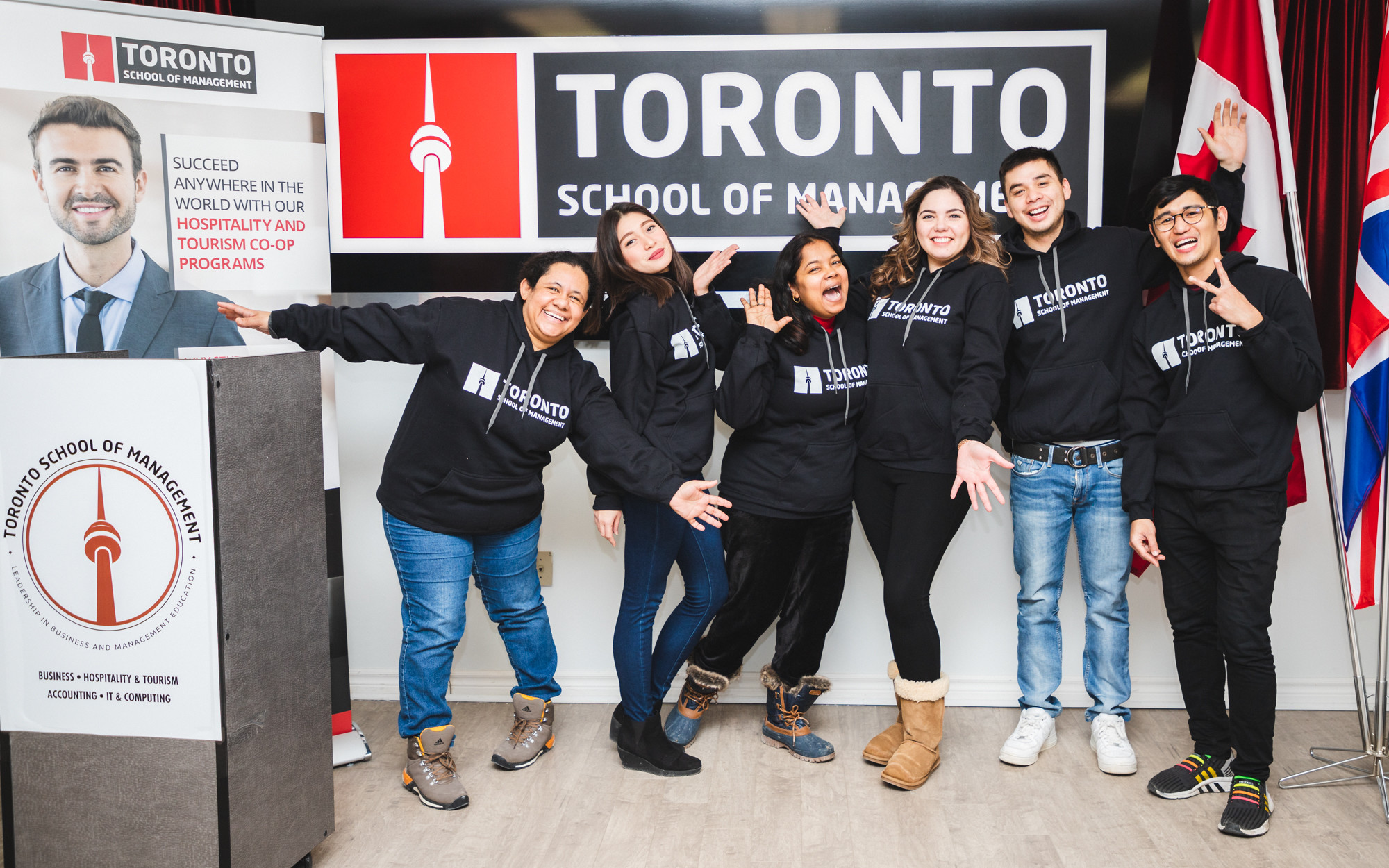 Vừa học và làm ngay tại Trung tâm Toronto với Toronto School of Management